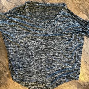 💥4/$14 Ana cold shoulder tee